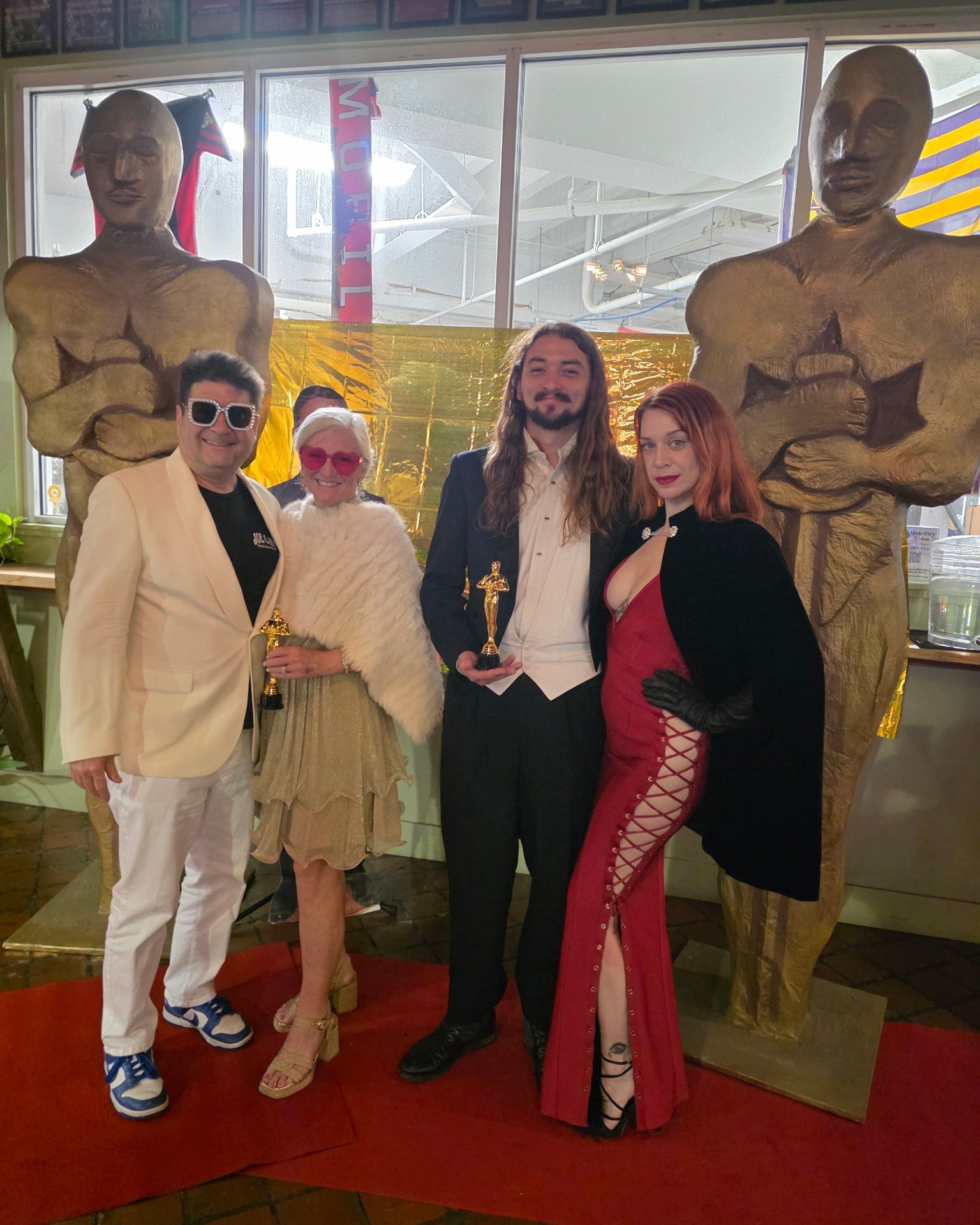 The stars showed up for our Oscars party in the taproom last night 🤩

We awarded Best Dressed to Jonathan/Lynn and Jack/Kate &mdash; it was impossible to pick just one. 

And we couldn't have put on nearly the show that we did without the expert pro