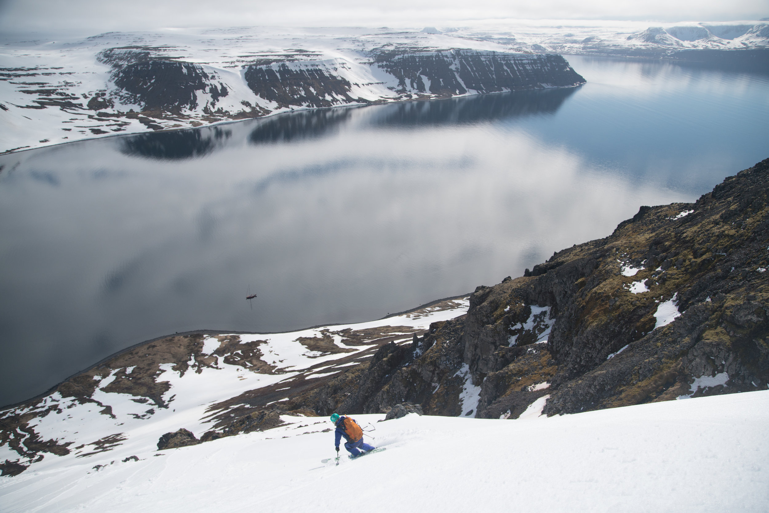 skiing into veidi...fjord from svinafell near merkiseyri.jpg