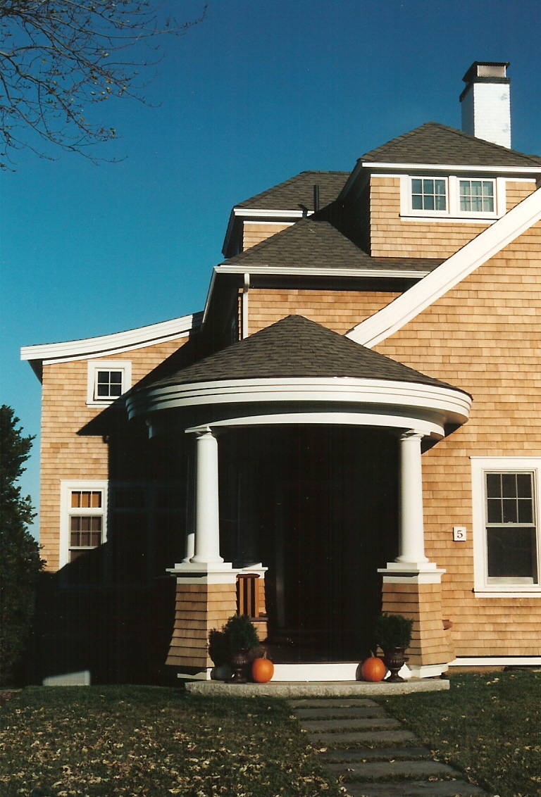 A round porch creates a new entrance