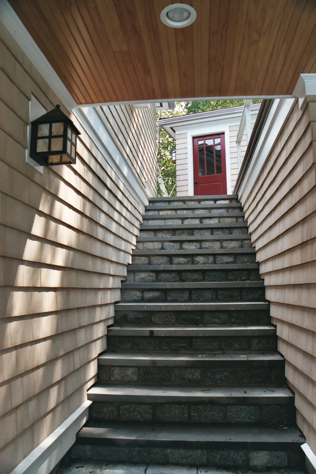 Hidden stairway to the pool level