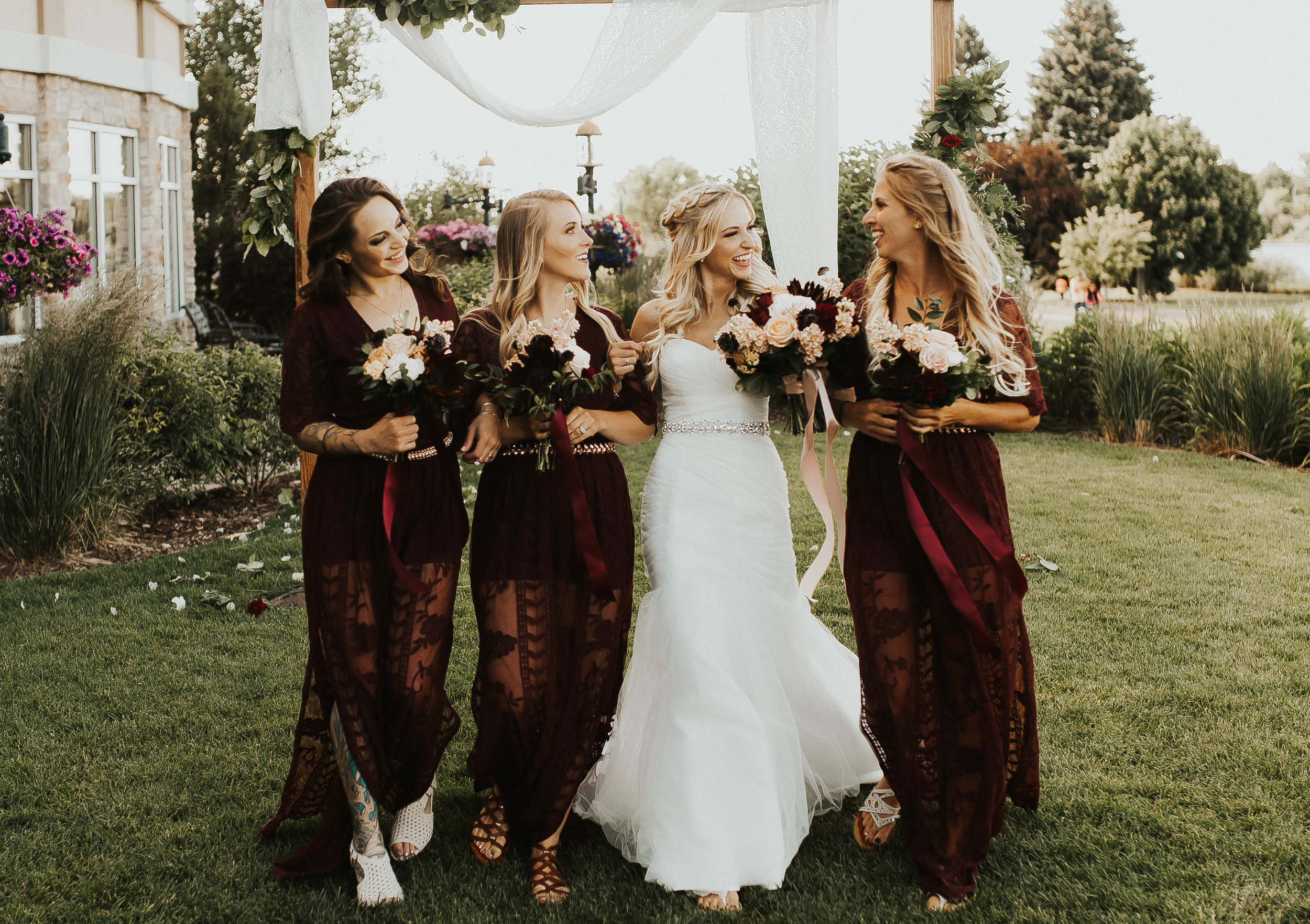 bridesmaids laughinh .jpg