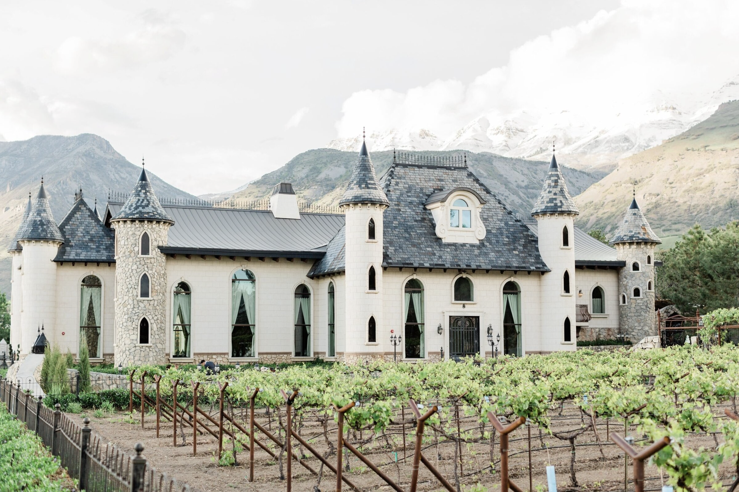 VENUE SPOTLIGHT | Wadley Farms Wedding: Where Fairytale Meets Historic Utah Farm