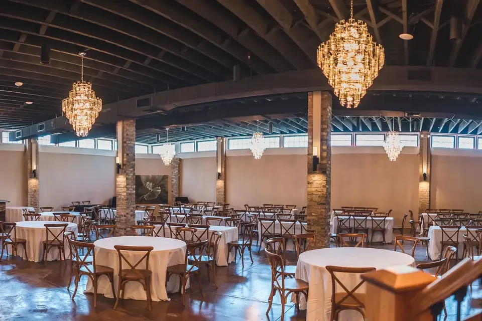 Fort Worth Texas Wedding Venue - Fort Worth Hotel Wedding Venue- Fort Worth Wedding Invitations