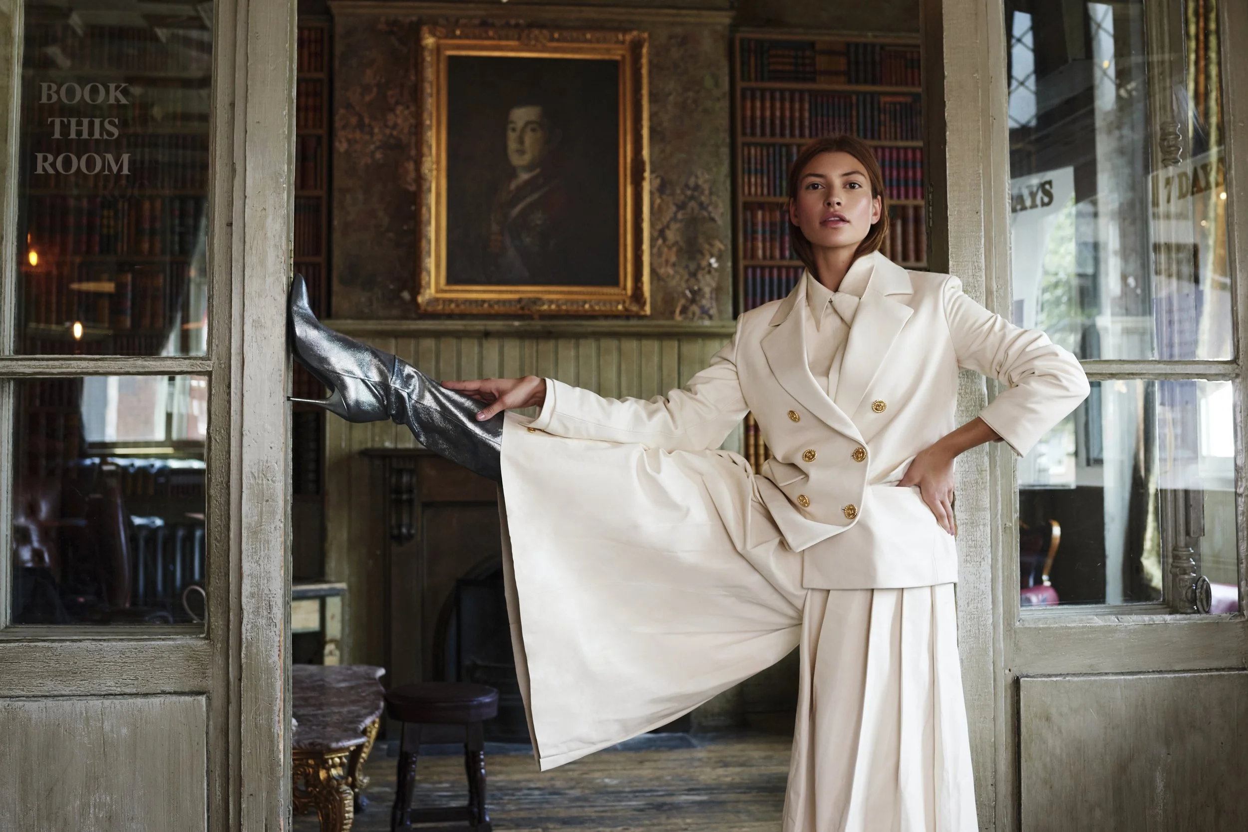LESLEY EDITH_fashion_beauty_036.jpg