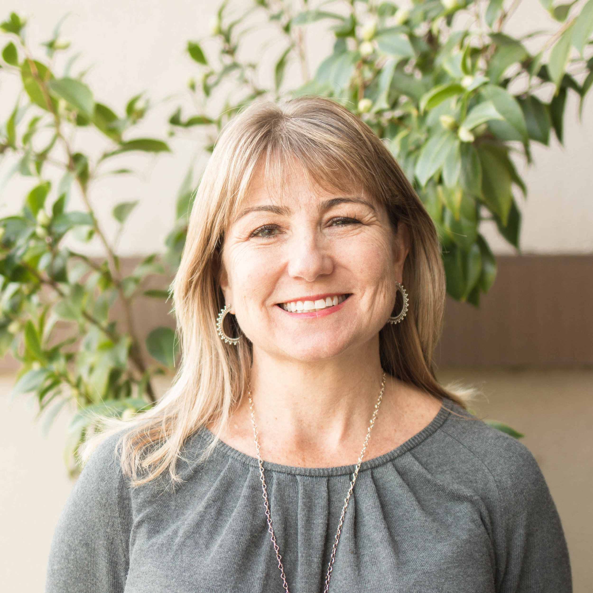 Michelle Record Contini, M.D. Dr. Michelle grew up in many places including Hawaii, American Samoa, Olympia, WA, and Southern California. When she is not at work she is busy raising her four boys with Dr. Pete. She enjoys running, Crossfit, reading, baking and volunteering in her children’s classrooms. College University California, Irvine B.S. in Biology Medical School University of California, San Francisco Internship/Residency University of California, San Francisco Certification American Board of Pediatrics, 2000, 2007 Fellow, American Academy of Pediatrics Memberships Fellow, American Academy of Pediatrics