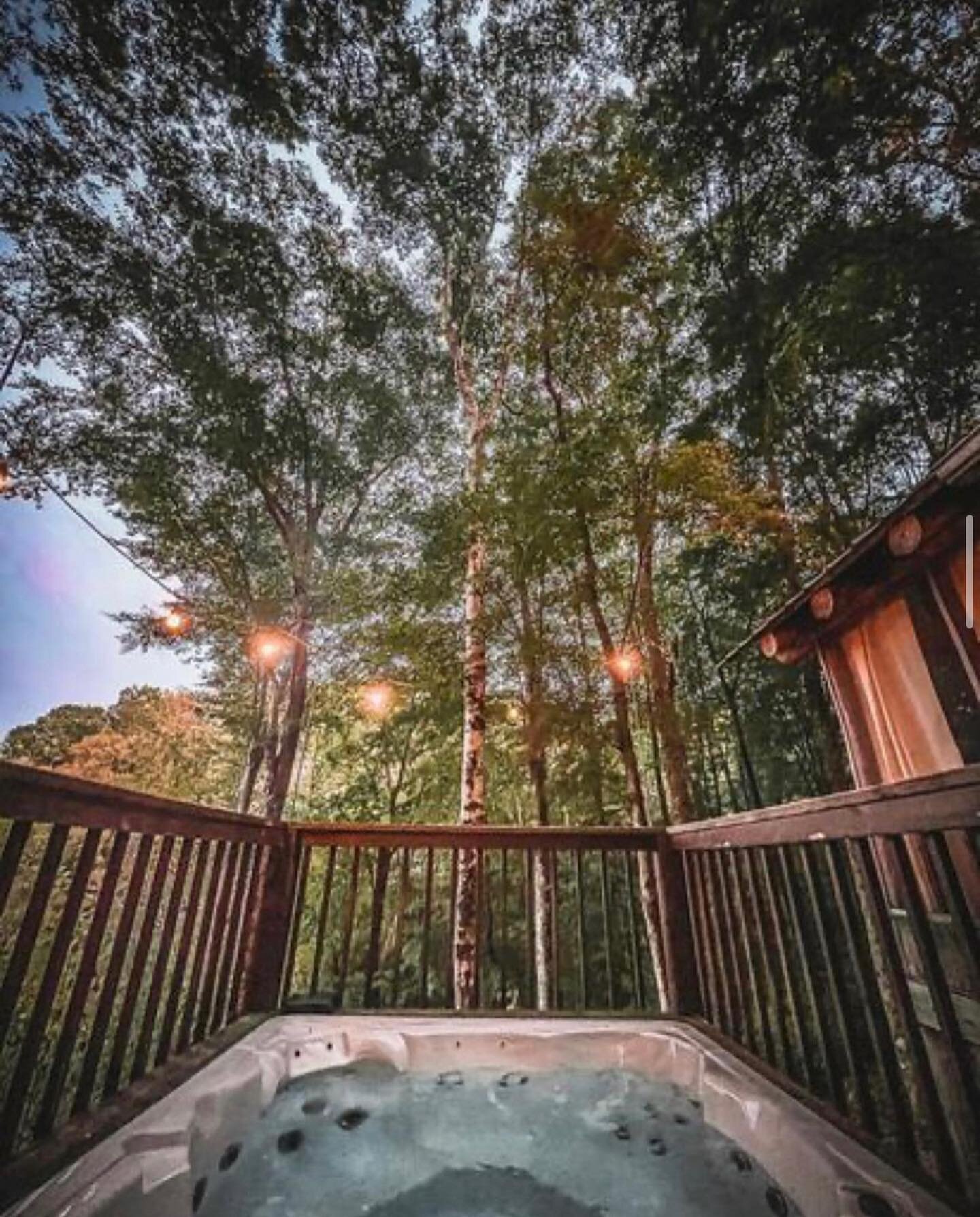 Sometimes the most productive thing you can do is take a break. 
&bull;
Relax and renew at The Cabins at Center Hill Lake. Situated on fifty acres, you can hike, relax in the hot tub or sauna, visit the farm animals at the barn, enjoy s&rsquo;mores a