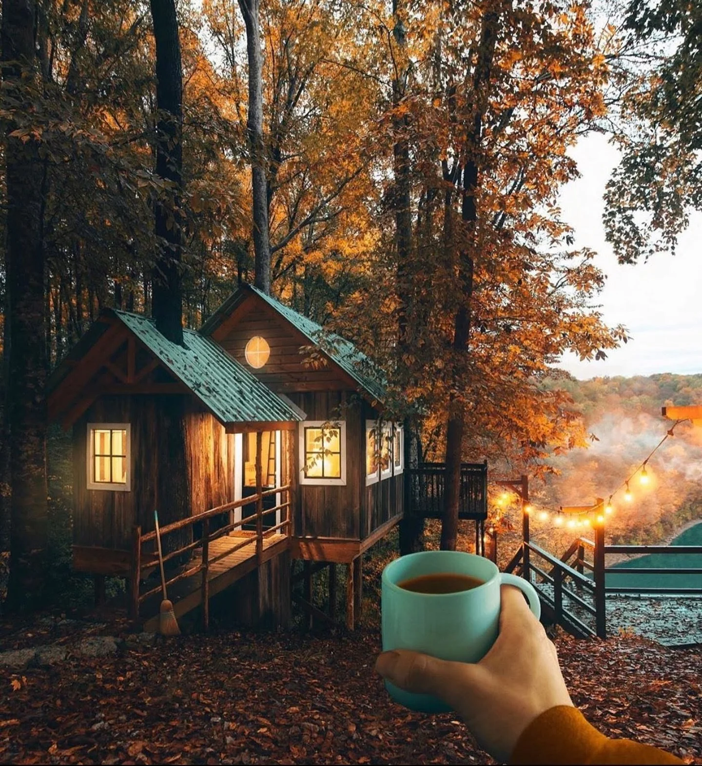 There ain&rsquo;t nothing in the whole wide world like waking up to the Tennessee woods at the Cabins at Center Hill Lake - it&rsquo;s arguably the most beautiful and peaceful morning you may ever have!! Book the entire property or a single cabin. Sp