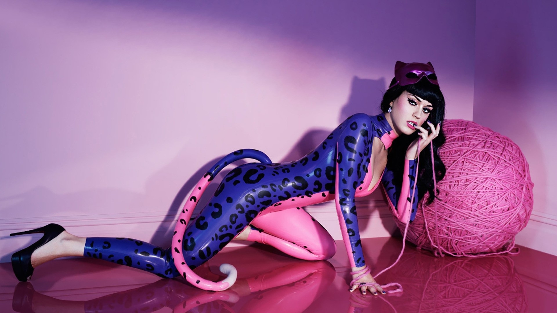 katy-perry-desktop-wallpaper_104149542.jpg