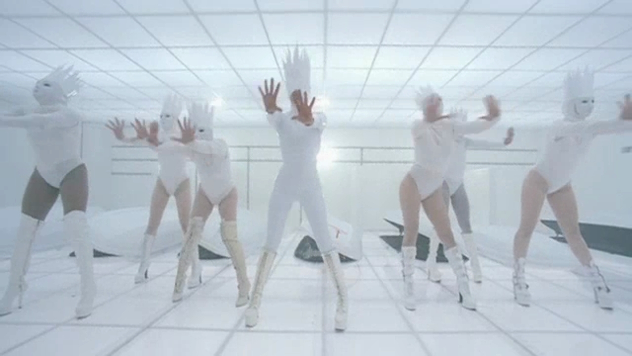 Lady-Gaga-Bad-Romance-Music-Video-Screencaps-lady-gaga-19361861-1248-704.jpg