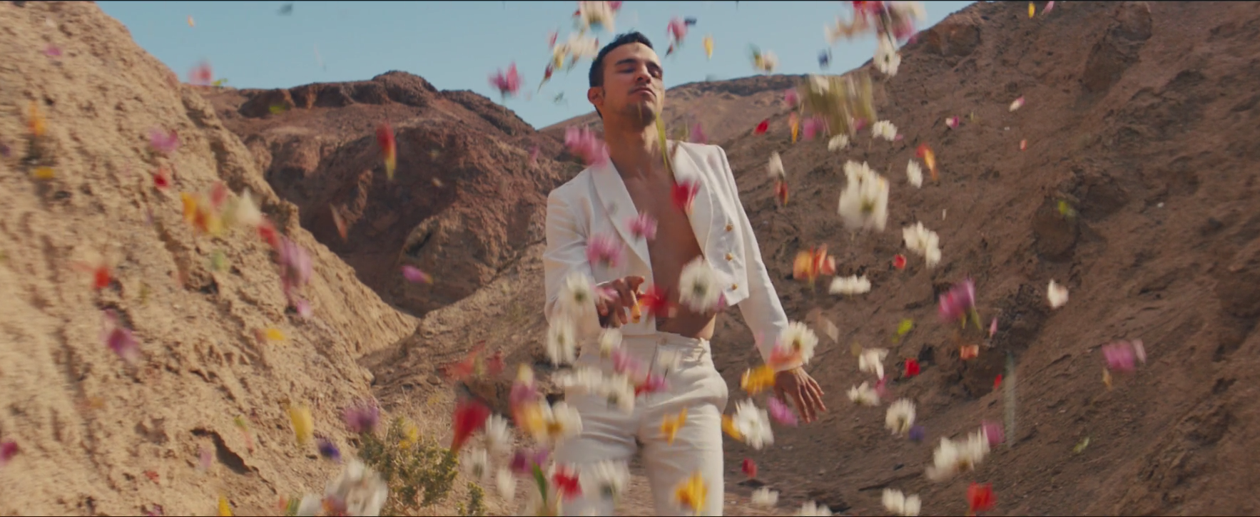 Toda la sabrosura en el nuevo video de Gabriel Garzón-Montano