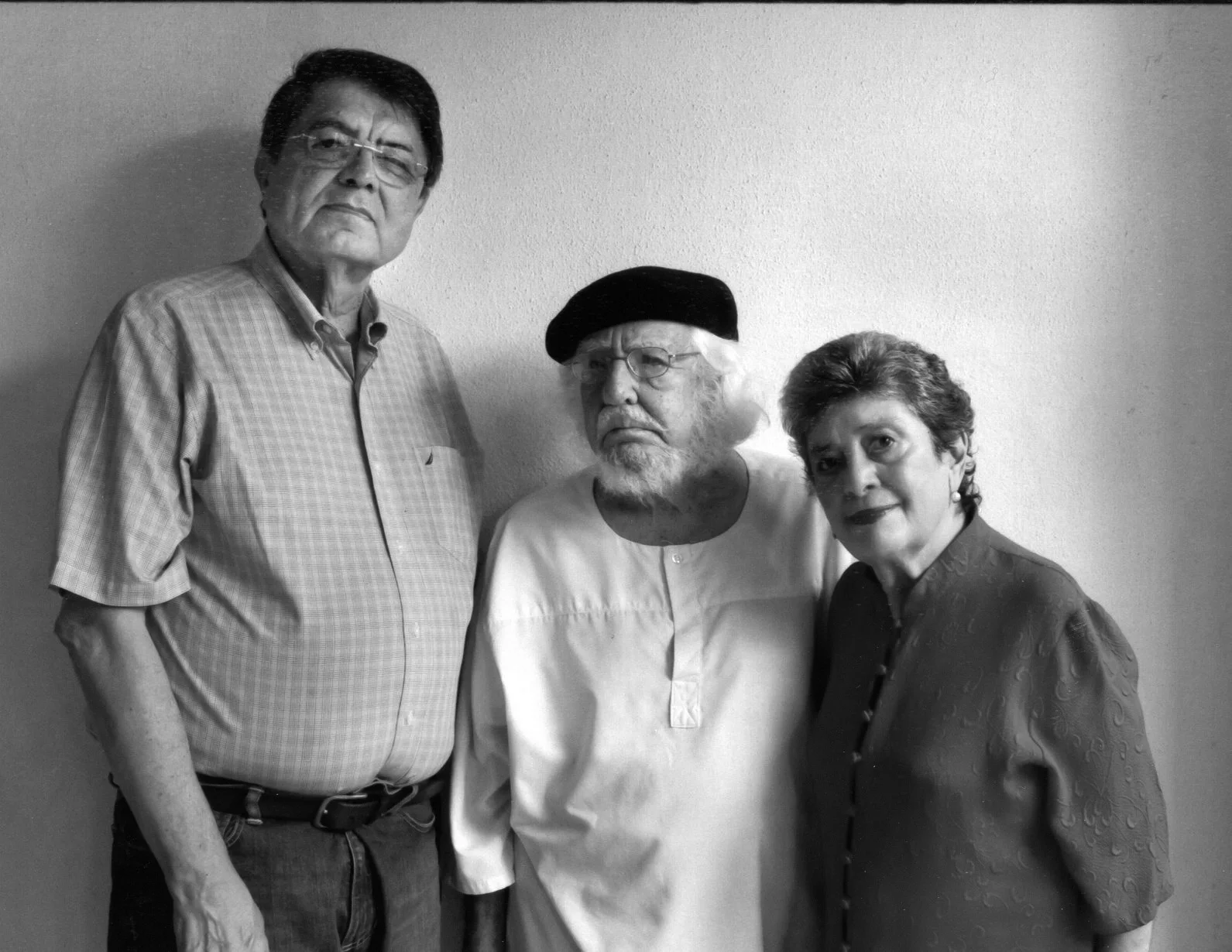 Sergio Ramírez, Ernesto Cardenal y Claribel Alegría. Imagen vía: anamé Ediciones
