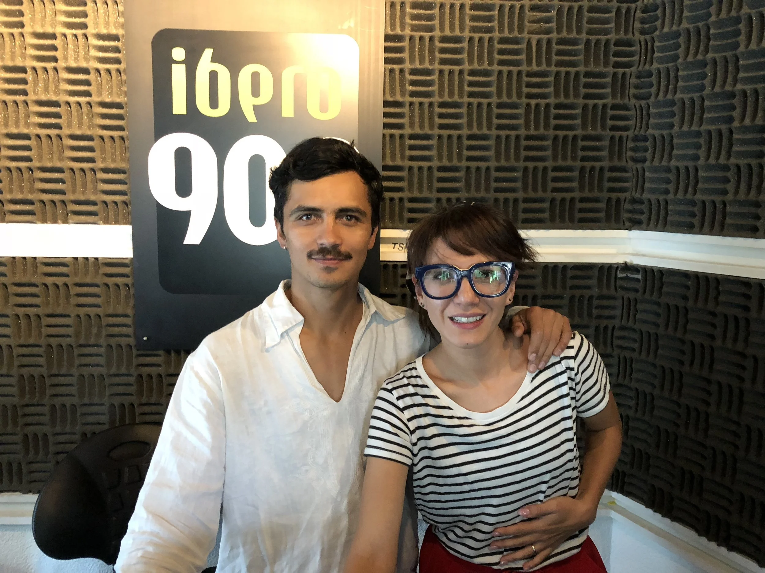 Gina Jaramillo y Oliver Victroai
