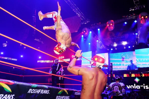 Huitzilopochtli vs. Coyolxauhqui: la lucha libre desde el inframundo