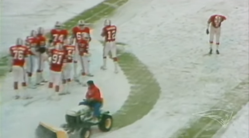 El encuentro de 1982 entre Delfines y Patriotas conocido como “The snowplow game”.
