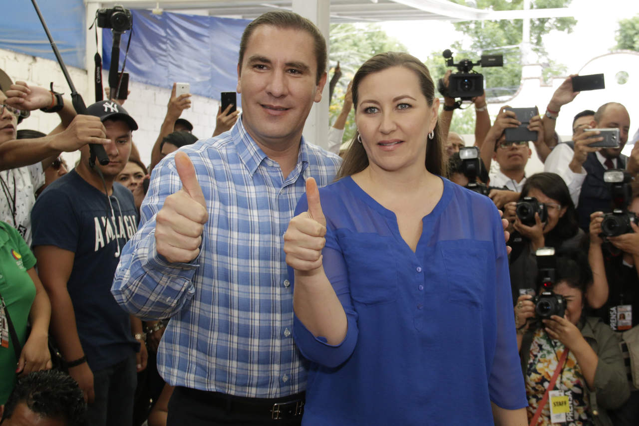 El ex gobernador de Puebla y senador panista falleció hoy junto con su esposa Martha Erika Alonso, quien hace tan sólo 10 días había tomado protesta como gobernadora de ese estado, en una polémica elección. Foto: El Siglo de Torreón
