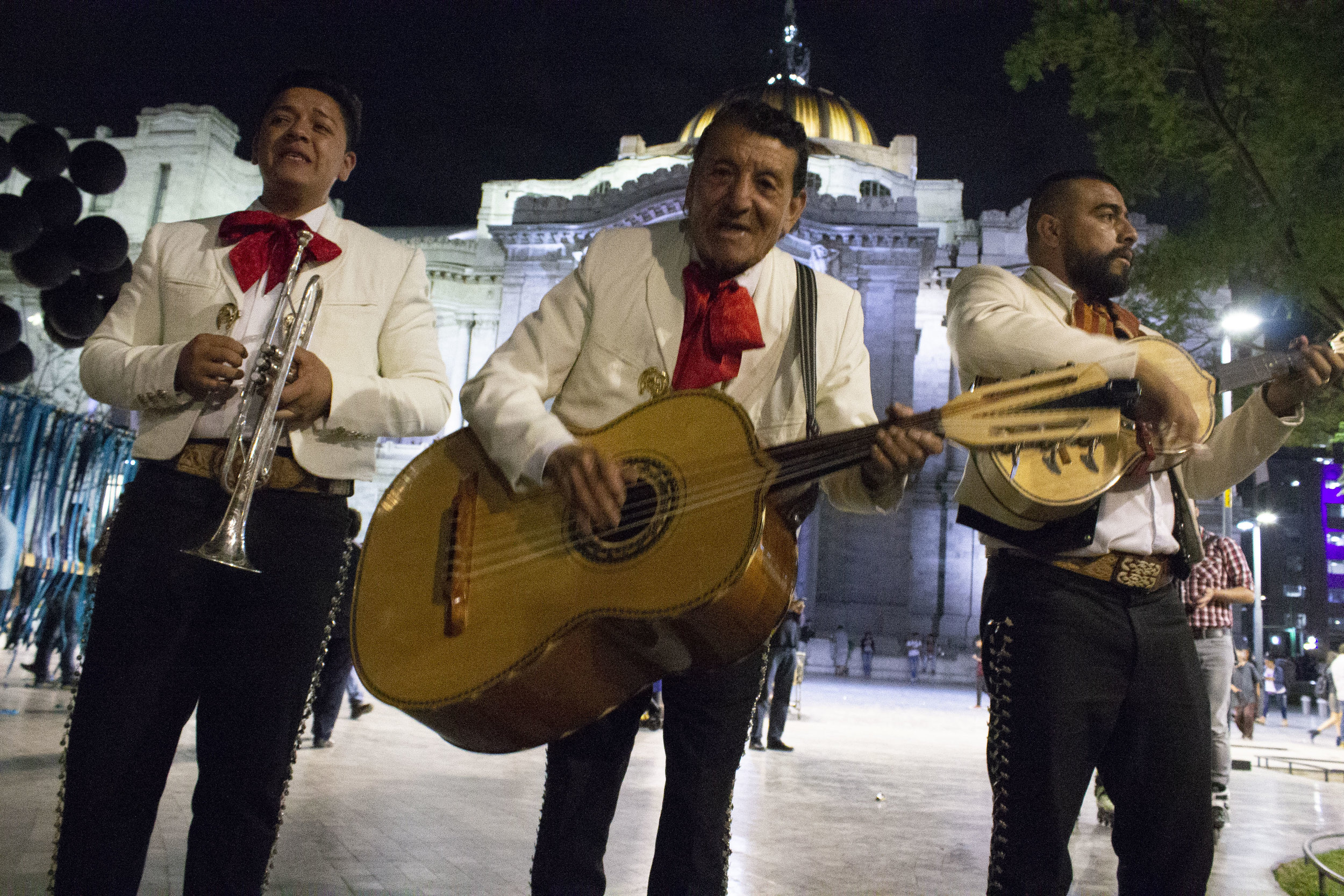 Mariachis_10.jpg