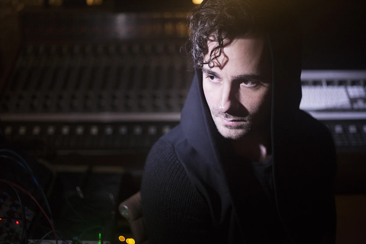 'Death of the Day', Telefon Tel Aviv renovado llega a la CDMX