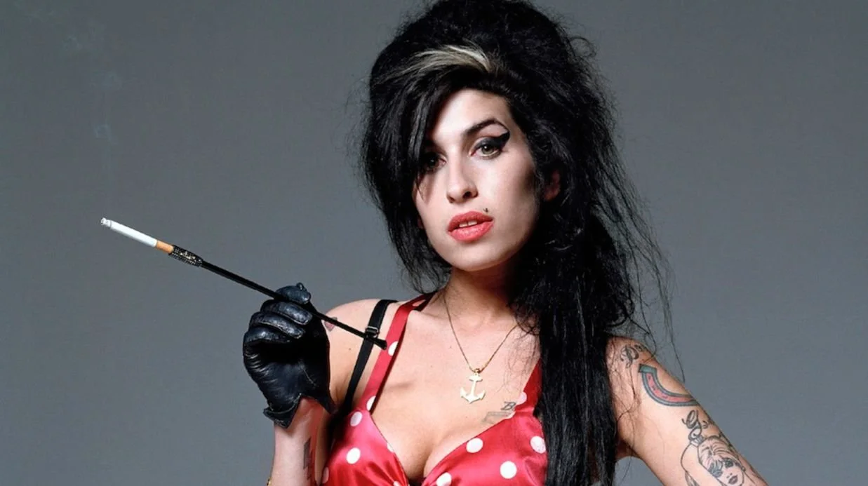 36 años de autenticidad: ¡Feliz cumpleaños siempre Amy Winehouse!
