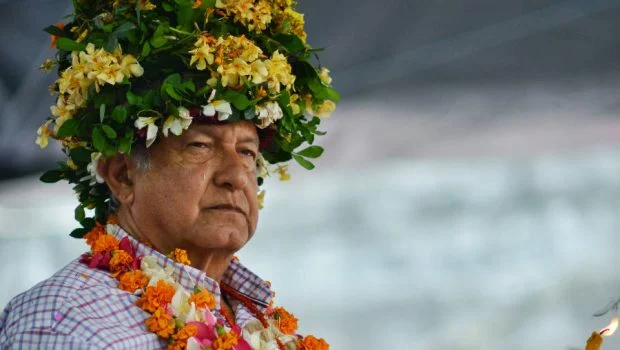 Ciudadano "conservador" pide informe médico y psiquiátrico de AMLO