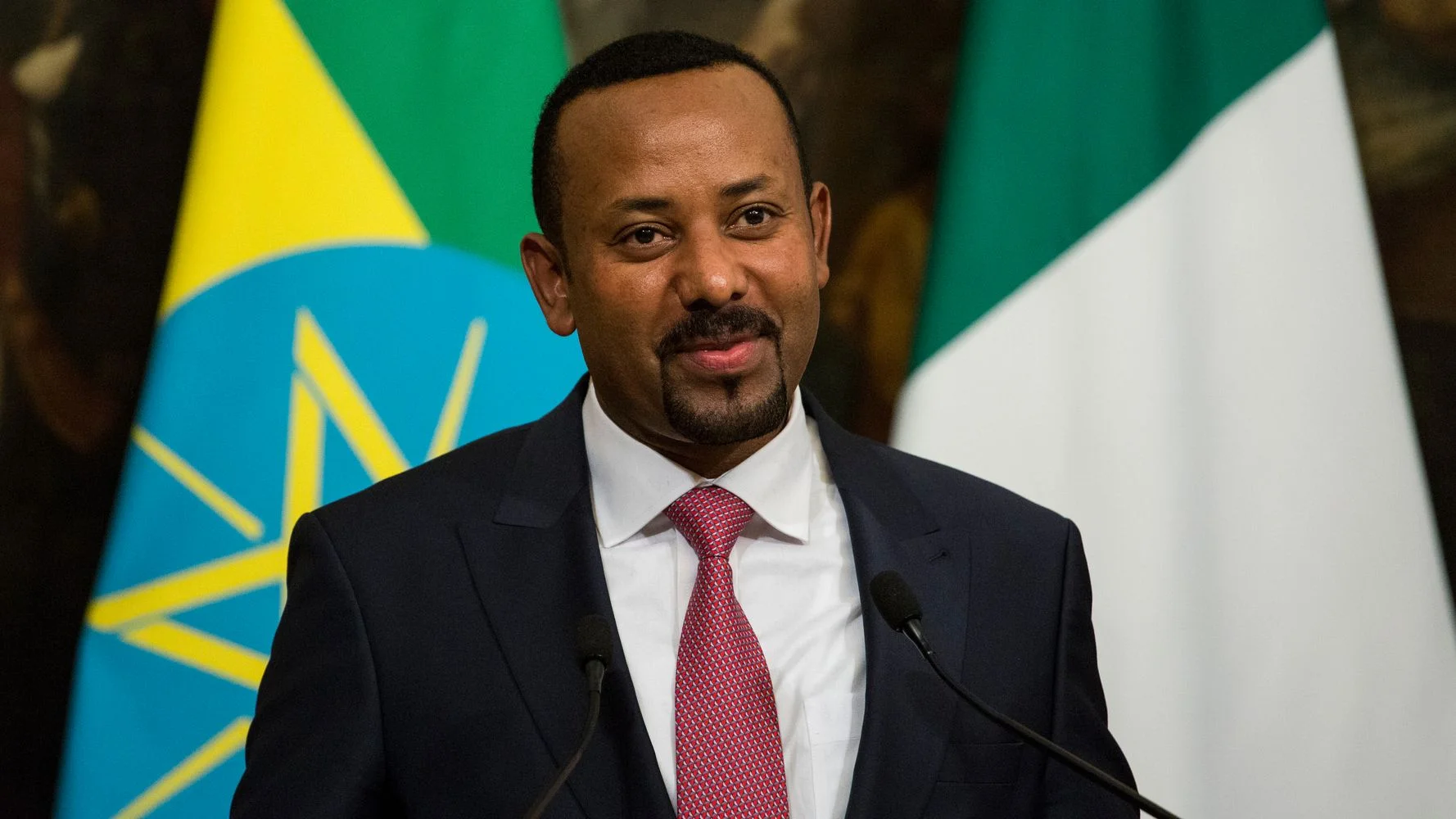 "Construir puentes, derribar muros": Abiy Ahmed Ali gana premio Nobel de la Paz 2019