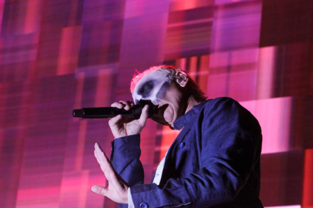 El desafío Radiobosque: bailar con Hot Chip y Underworld a pesar del lodo