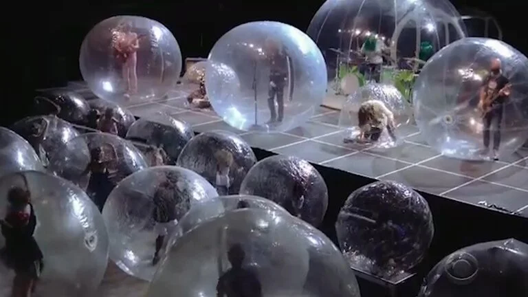 ¡Así se vería el regreso de los conciertos en vivo, según los Flaming Lips!