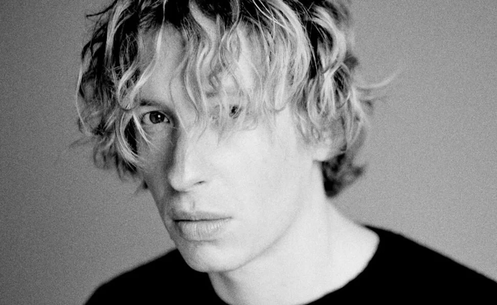 Escucha "Lone Swordsman", el nuevo track contemplativo de Daniel Avery