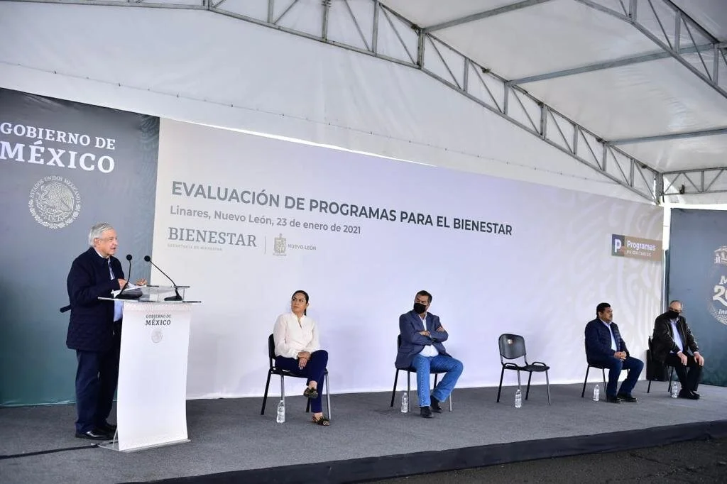 Linares 23Ene AMLO.jpeg