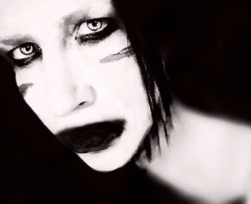 Marilyn Manson otra vez es acusado por violación sexual