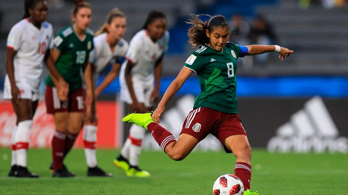 Buscan que la selección femenil pague por grito homofóbico