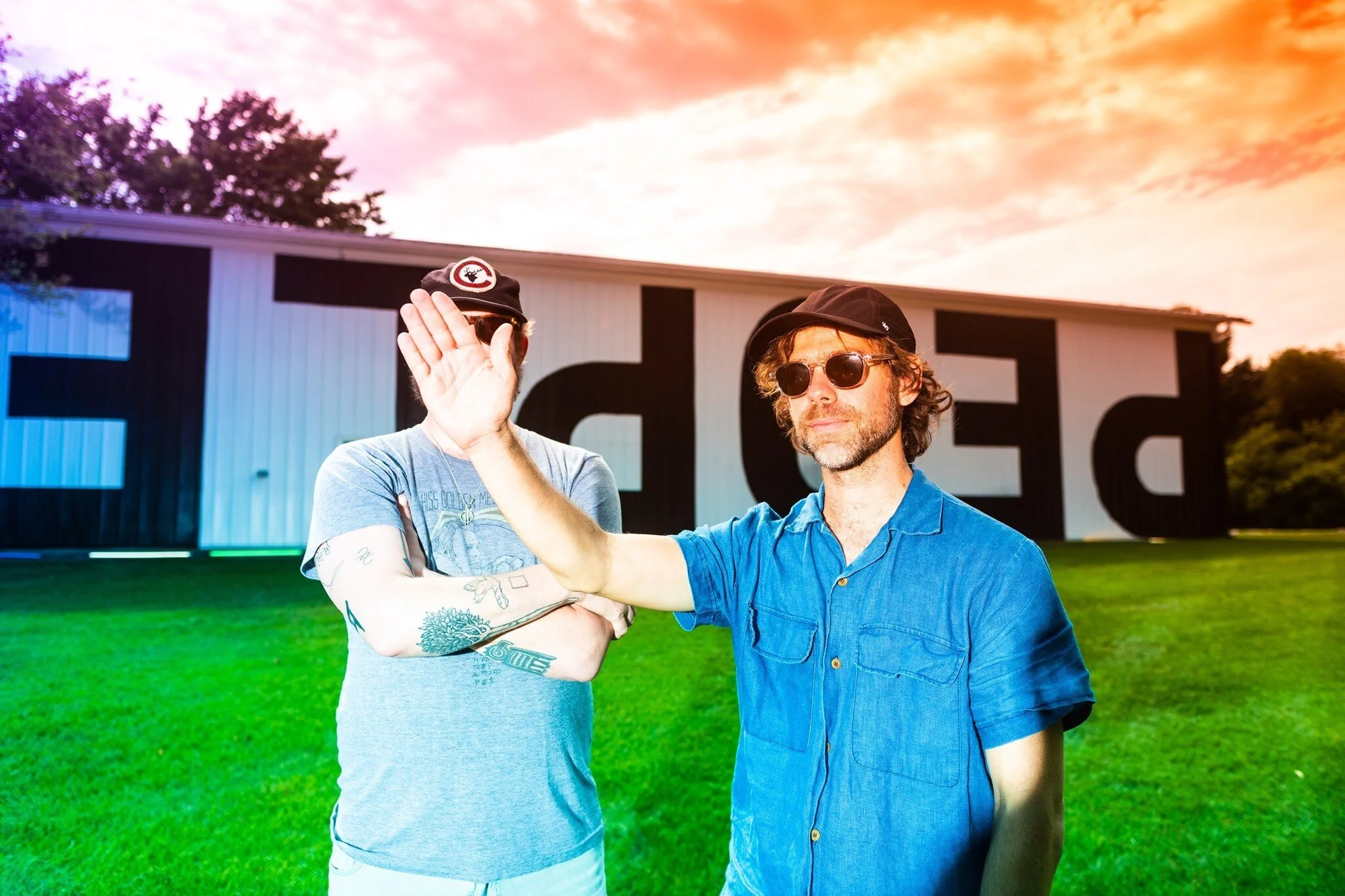 Big Red Machine adelantan “Phoenix” con Fleet Foxes y Anaïs Mitchell