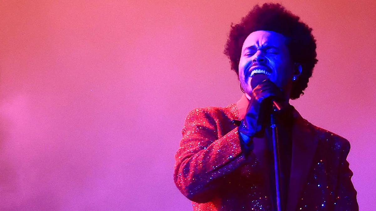 El nuevo video de The Weeknd es retirado de cines por advertencias de epilepsia