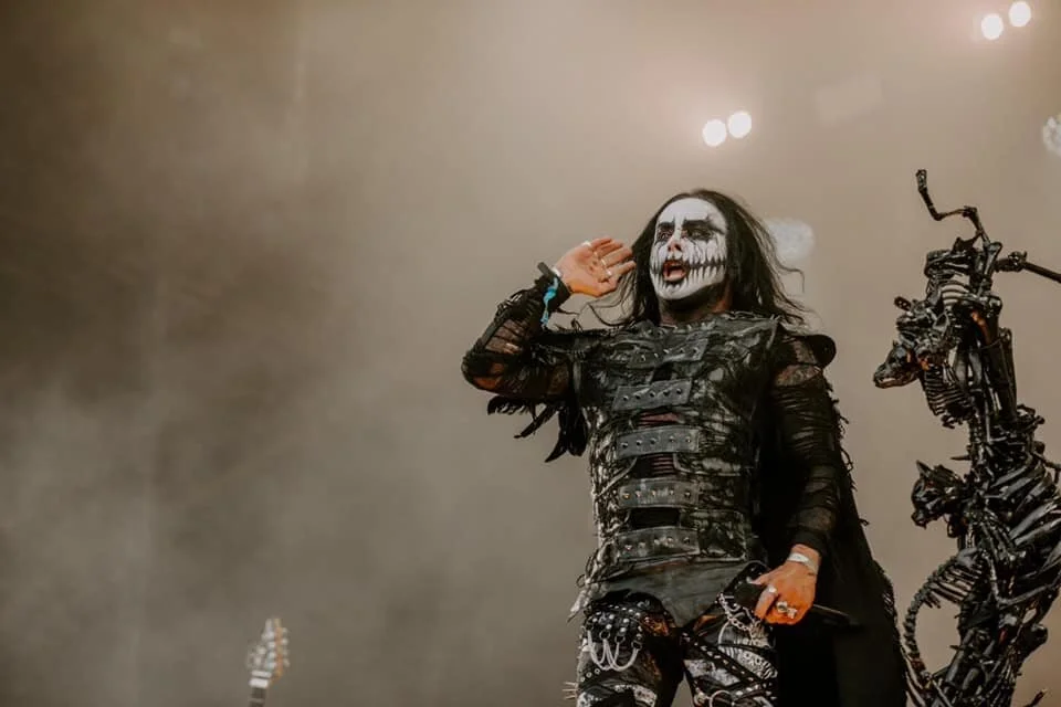 ¿Se imaginan a Cradle Of Filth y Ed Sheeran juntos? Parece que será real