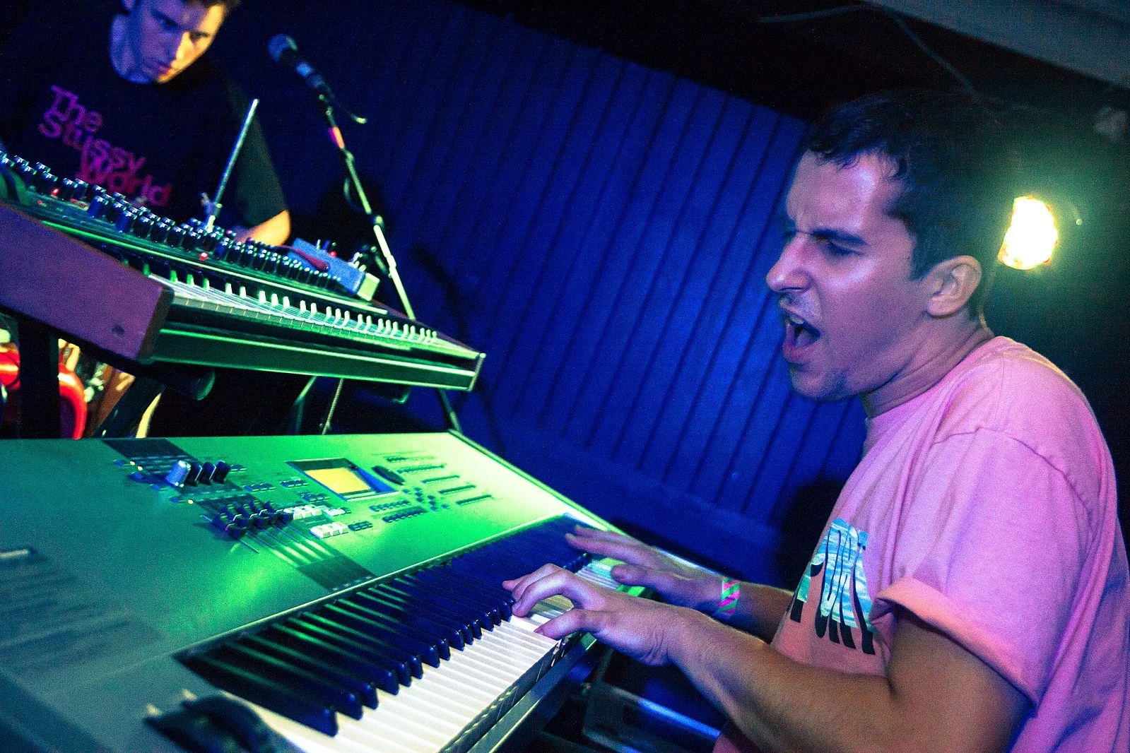 'Talk Memory' de BADBADNOTGOOD: Libertad musical con destellos individuales