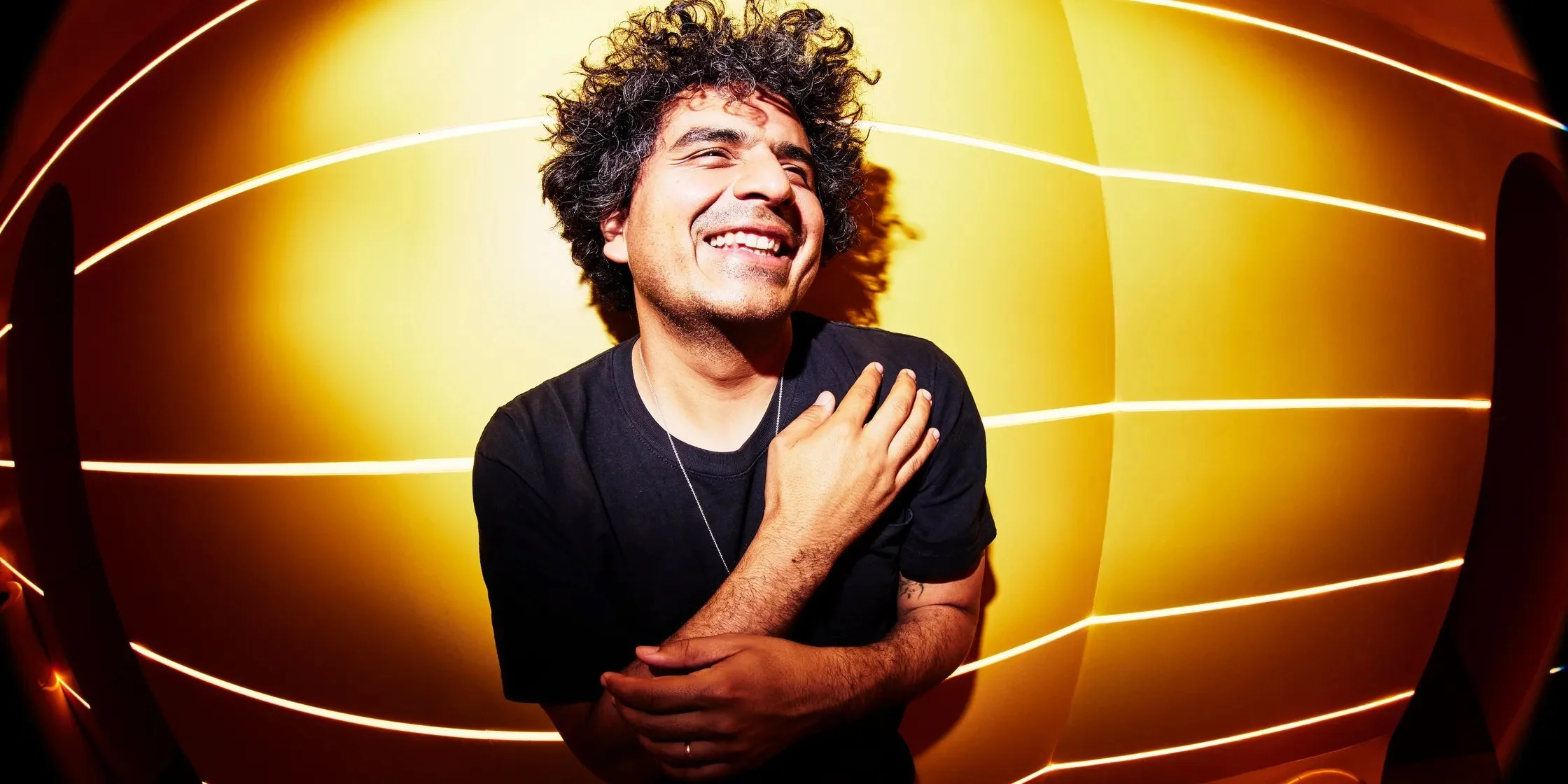 “Gracias por todo el amor”: Helado Negro en entrevista para Ibero 90.9