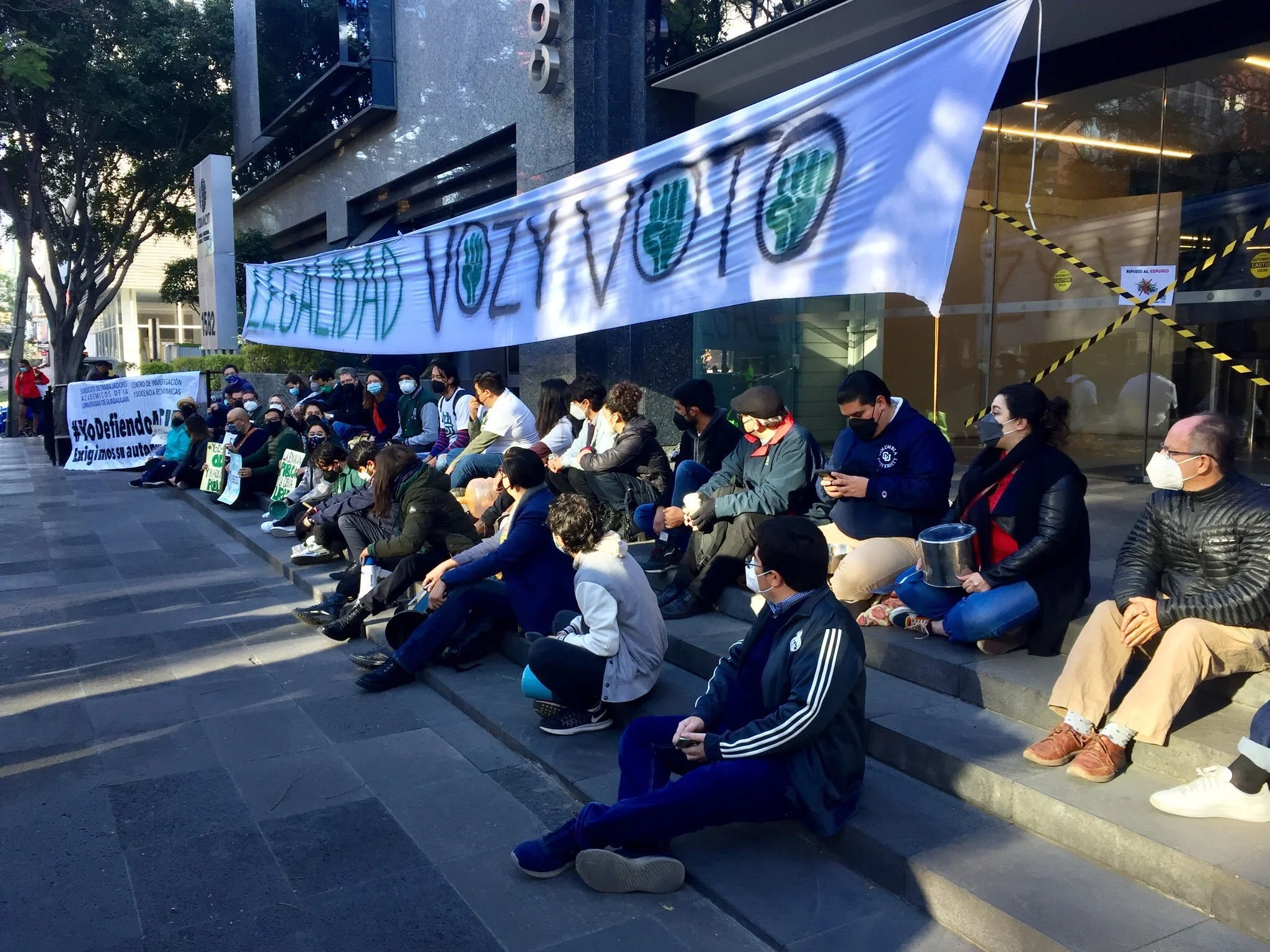 “Están acabando con la ciencia en el país”: Lorena Ruano [Entrevista para Ibero 90.9]