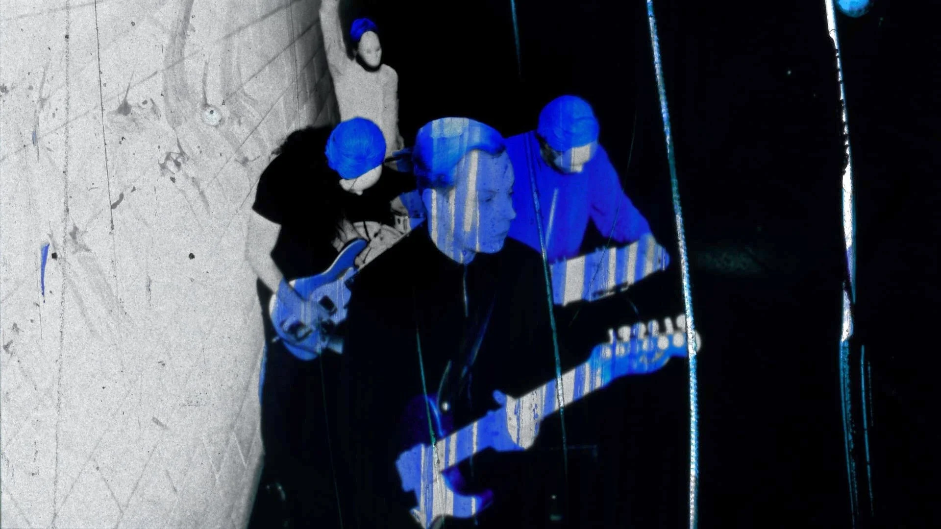 Azul y más azul en “Fear Of The Dawn” de Jack White
