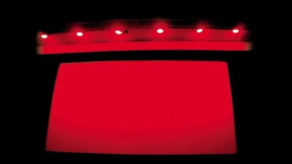 “Turn on the Bright Lights” el claroscuro debut de Interpol cumple 20 años