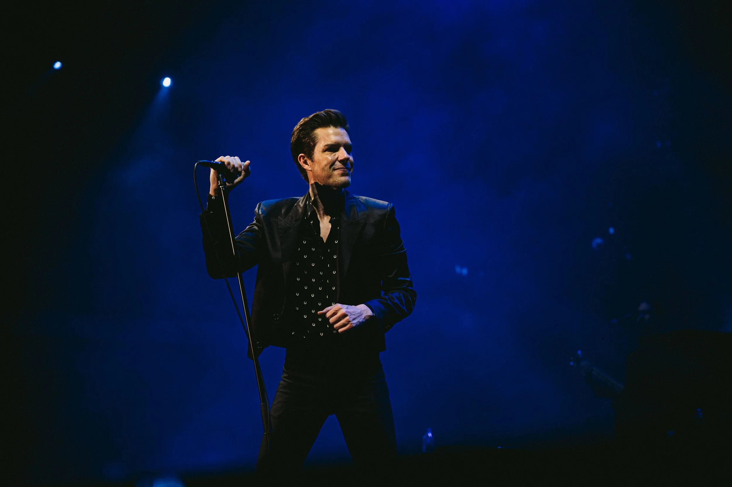 “Chilangos, ¡estamos vivos!”: The Killers emociona a sus fans en la CDMX