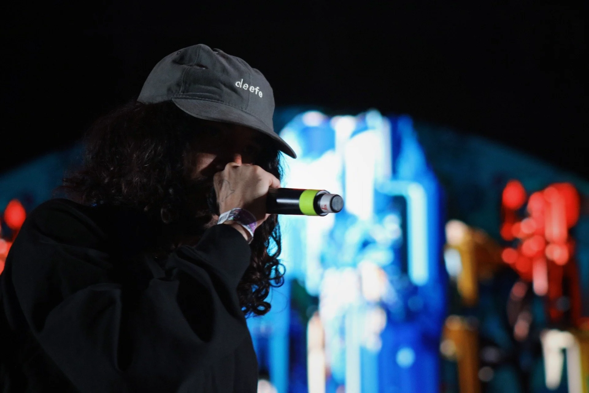 Anécdotas citadinas bañadas de buen ritmo con Tino El Pingüino