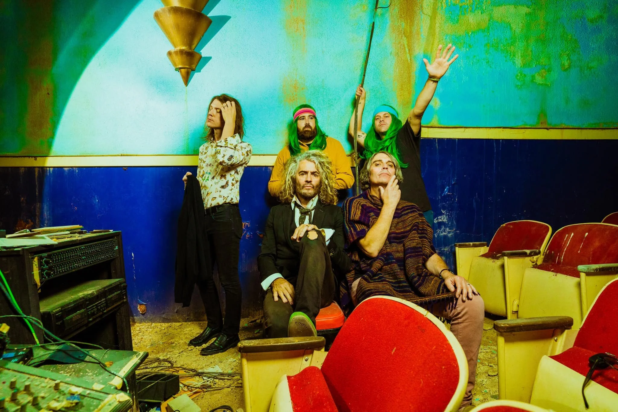 A 20 años de 'Yoshimi Battles The Pink Robots' de The Flaming Lips: Estar en paz con unx mismx