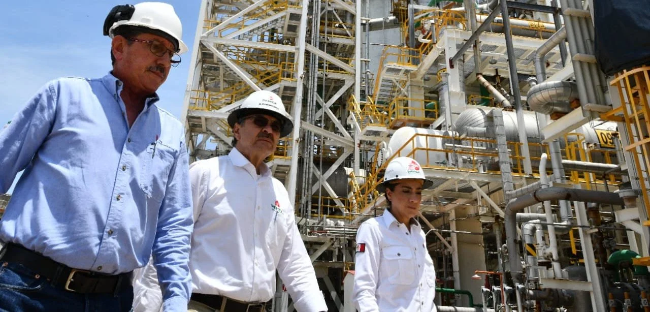 Pemex quiere récord Guinness por perforación más grande