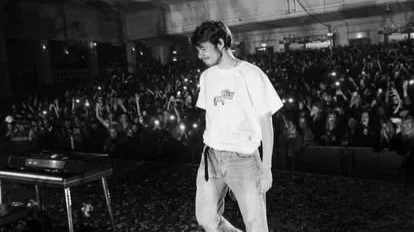 Alexander O’ Connor, vocalista de Rex Orange County, acusado de agresión sexual