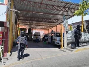 El obispo Salvador Mendoza dialoga con crimen organizado en busca de la pacificación en Guerrero
