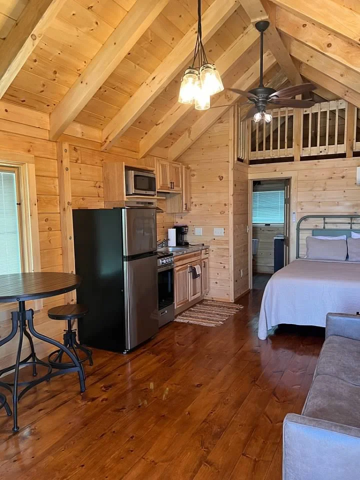 Couples inside 2.jpg