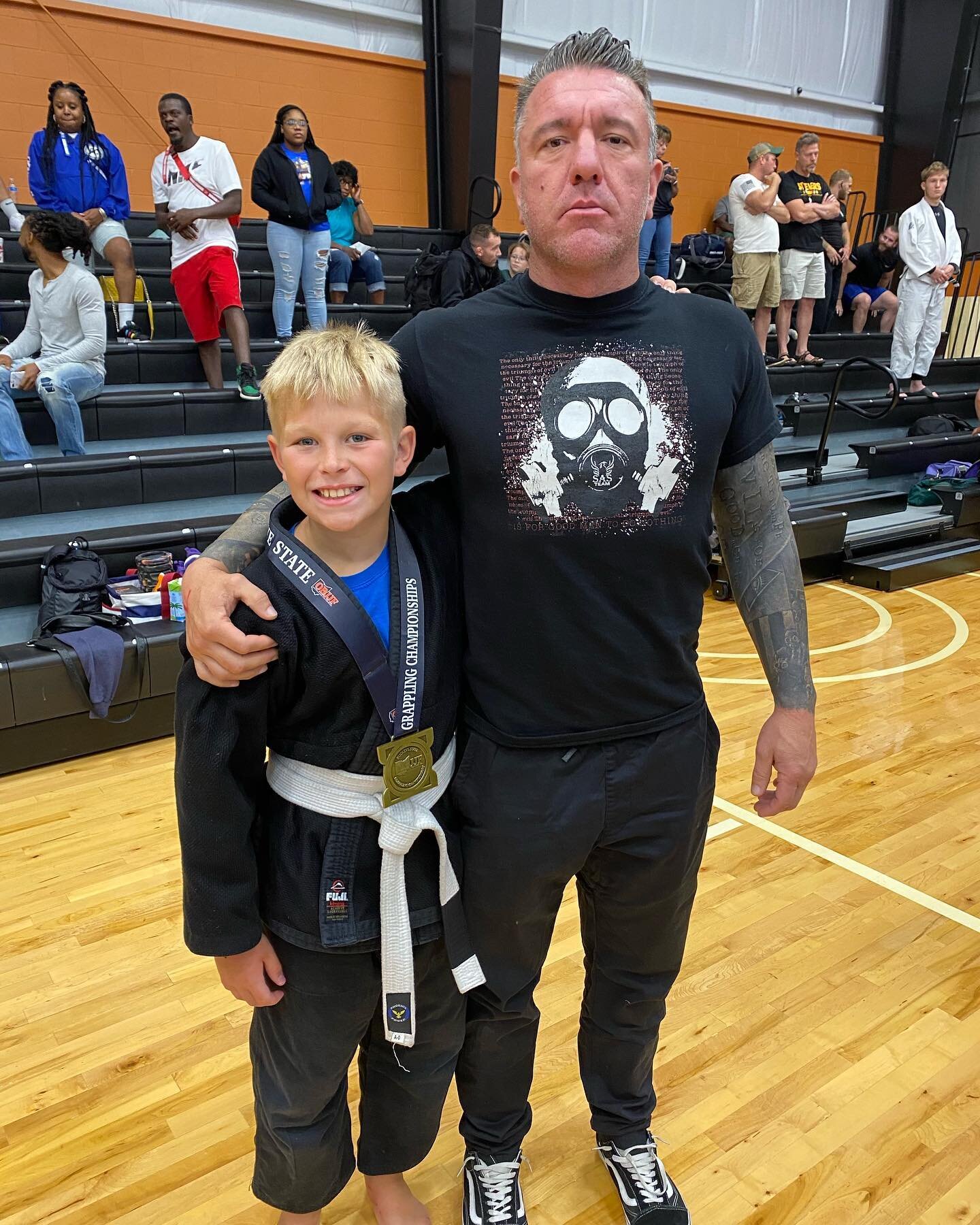 Great time at the Ohio Buckeye Grappling Tournament.
Was an honor to be able to coach Bridget, Lil Ray, and Cole to gold. 

#sascleveland #wartribe #wartapebrand #purusteam #vitalmimds #gripedo #neckflex #grappling #judo #jiujitsu #jiujitsucleveland 