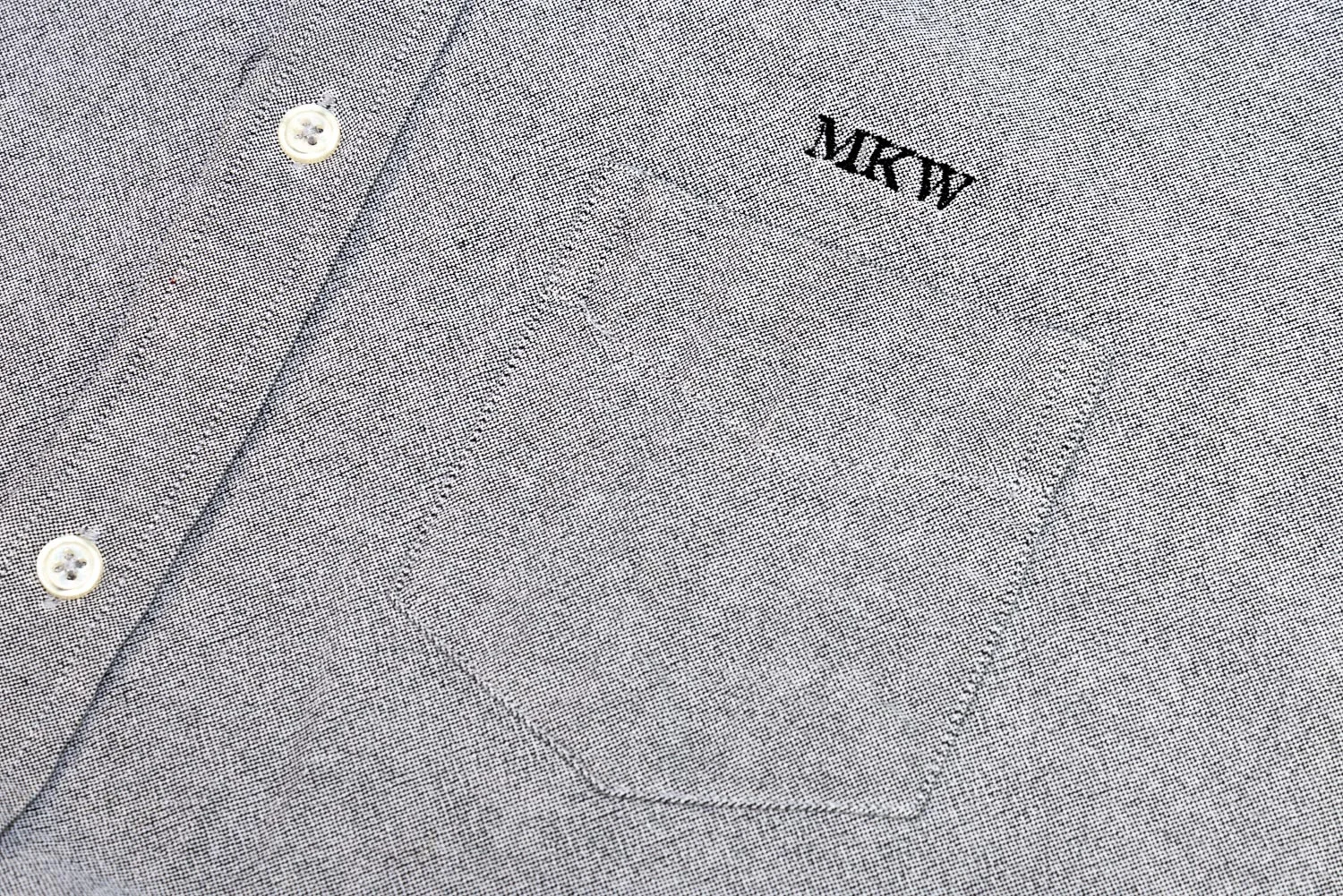 Embroidered dress shirt
