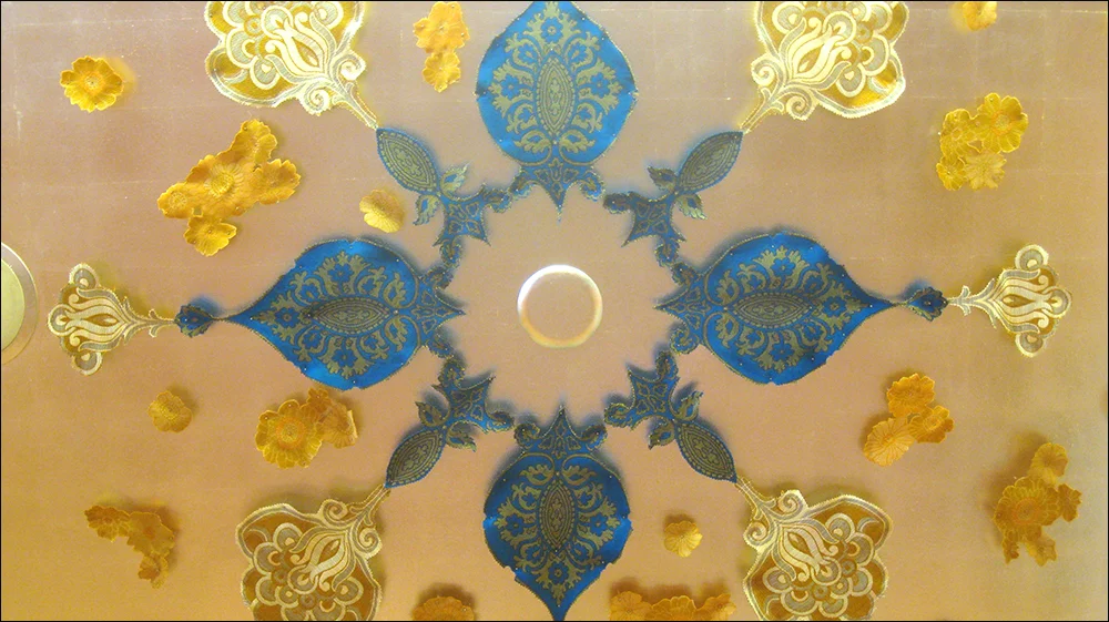 FloatingMandala_Installation_9.jpg