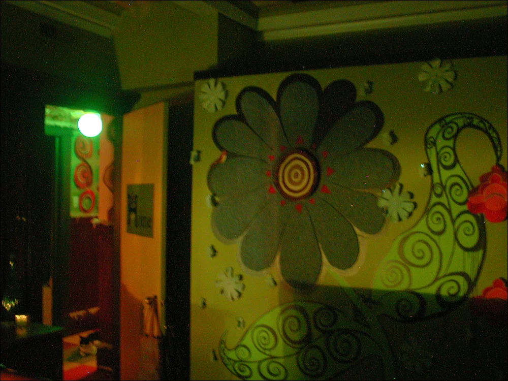 Bedroom_36.jpg