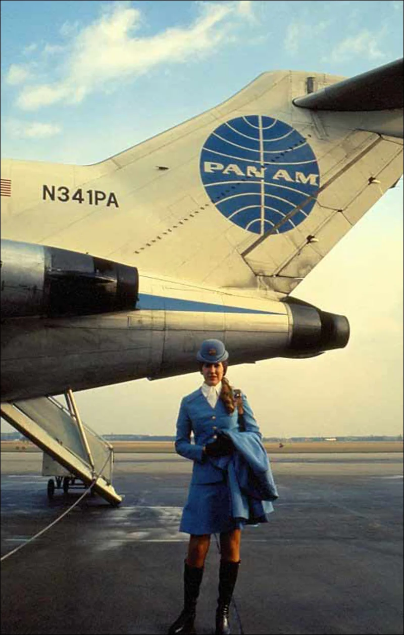 Stewardess_5.jpg